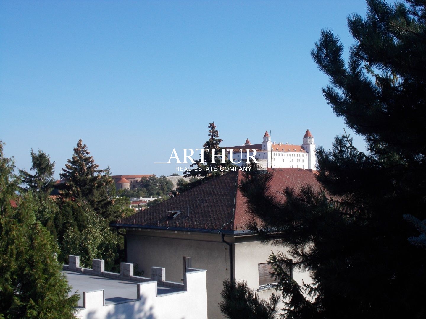6izb. RD s výhľadom na Hrad a panorámu mesta, BA I., Staré Mesto, ÚP 447m2, poze picture